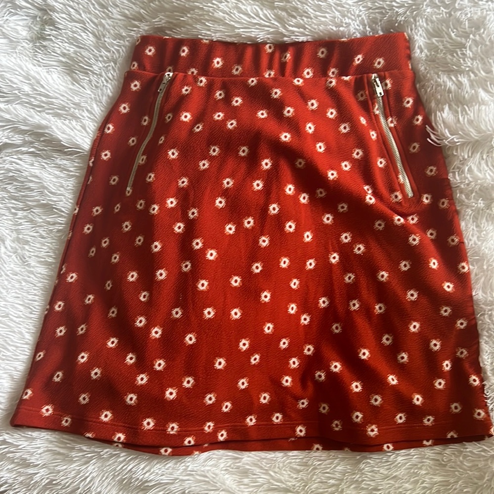 Le Lis orange skirt size 6